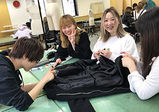 【授業レポート！】ファッションデザイン学科 新入生の特別ワークショップをご紹介！～洋服解体MAP～