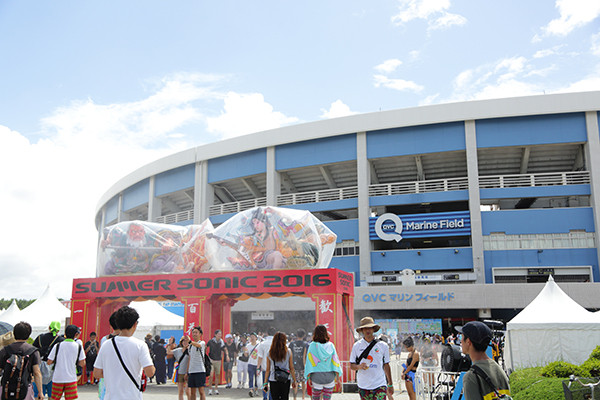 全日制 Summer Sonic 16 Sonicart にてバンタン生たちによるボディーペイント ヘアエクステが大盛況 バンタンデザイン研究所 専門校 バンタンデザイン研究所 全日制 Summer Sonic 16 Sonicart にてバンタン生たちによるボディーペイント ヘアエクステが大盛況 バンタンデザイン研究所 専門校 バンタンデザイン研究所