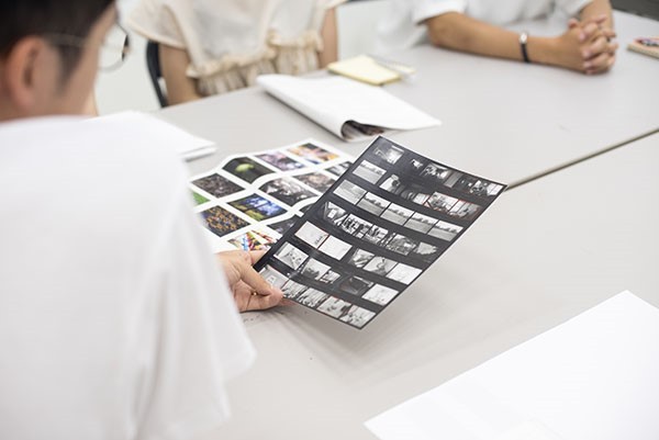 全日制 フォトグラファ 蓮井 元彦講師に学ぶ 撮影の Personal と Public の境界線とは バンタンデザイン研究所 専門校 バンタンデザイン研究所