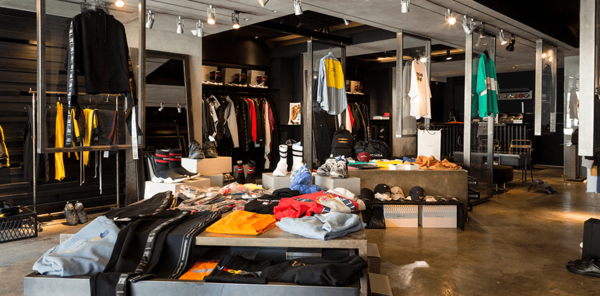 Vantan Ayin ファッションセミナー ストリートファッション の今を知ろう 人気ブランド Vetements を使ったスタイリング体験 バンタンデザイン研究所 専門校 バンタンデザイン研究所