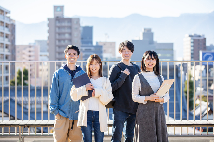 1. バンタンは学校教育法上の「専門学校」ではありません